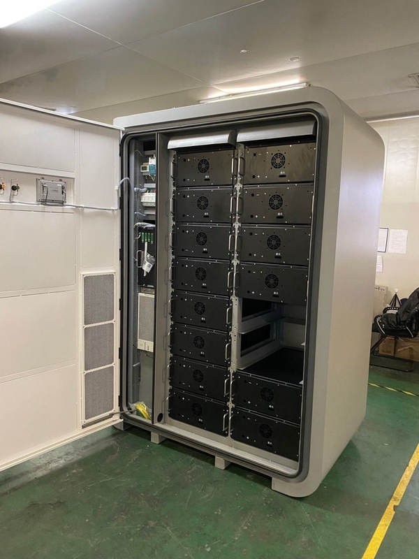 LiFePO4 Батарея Коммерческая система хранения энергии All-in-One 100 кВт-120 кВт AC охлаждение